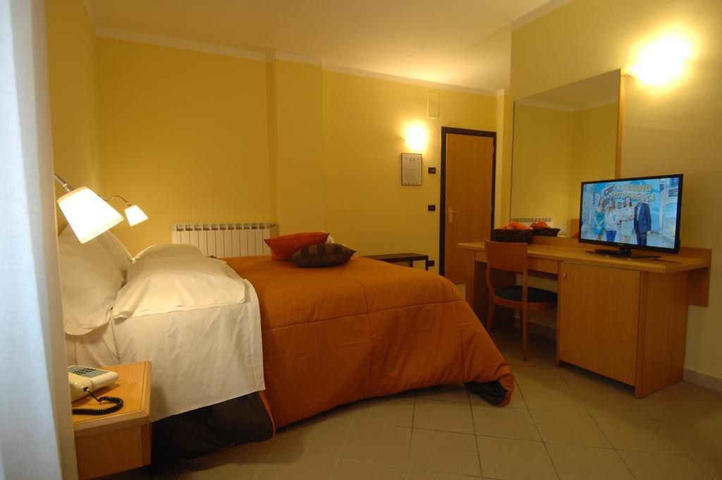 Hotel Arimannia Caramanico Terme Oda fotoğraf